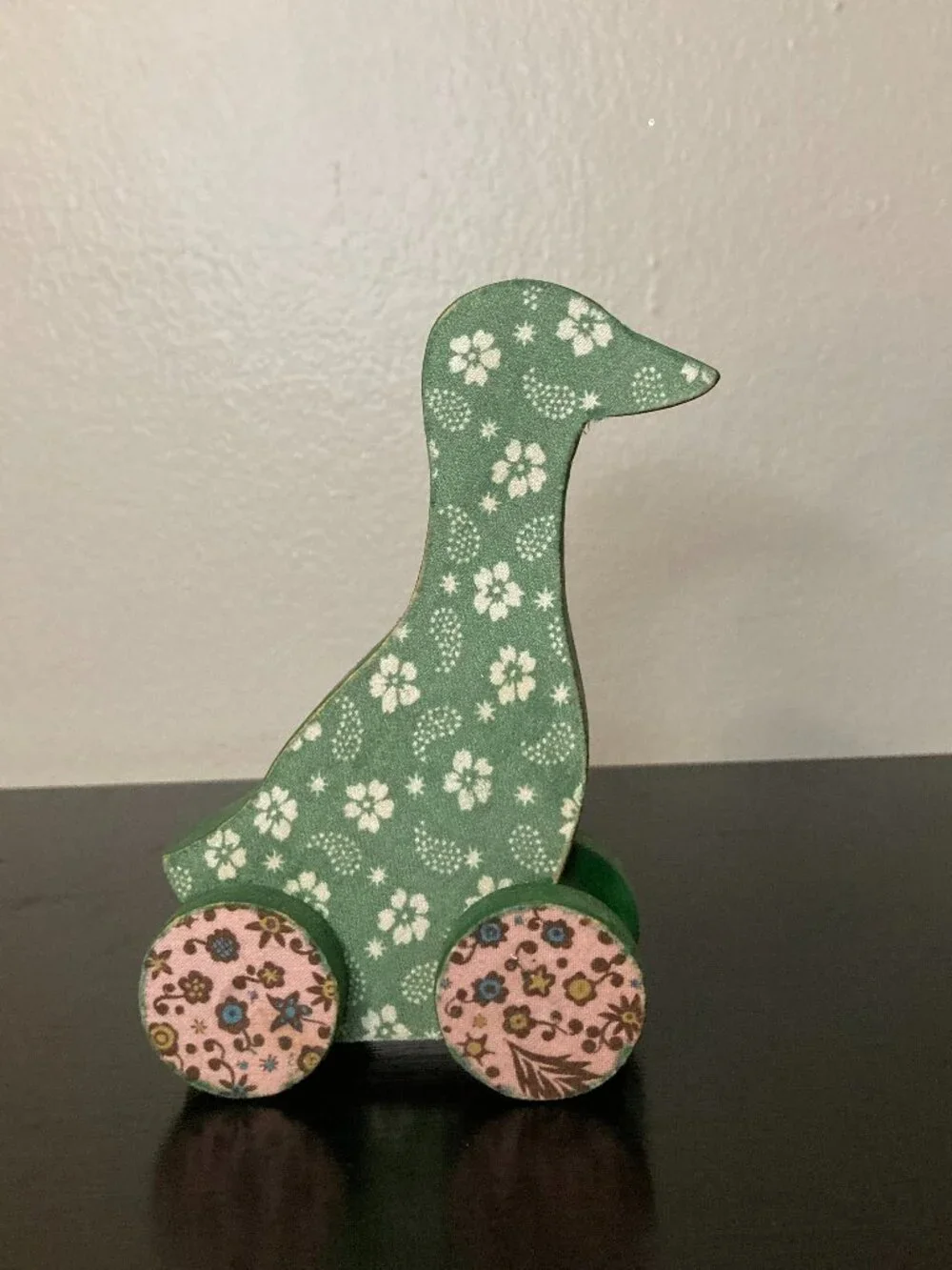 Vintage 1984 Wooden Country Goose on Wheels Hand Decorated Green & Pink Floral